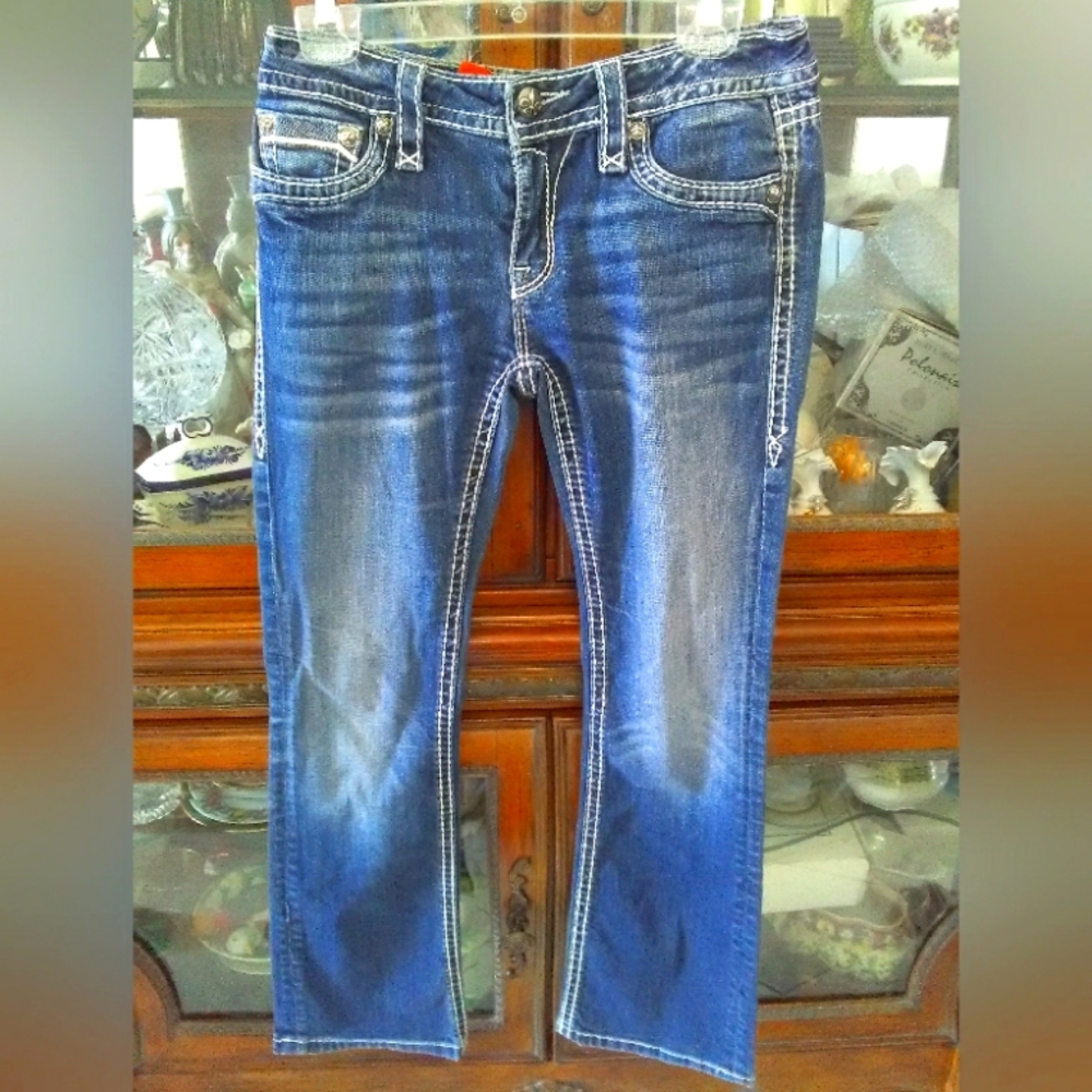 LIKE NEW Women's HOT ROCK REVIVAL JEANS SZ. 29 CRAZY POCKETS/STUDS SIZZLING 🔥🔥
